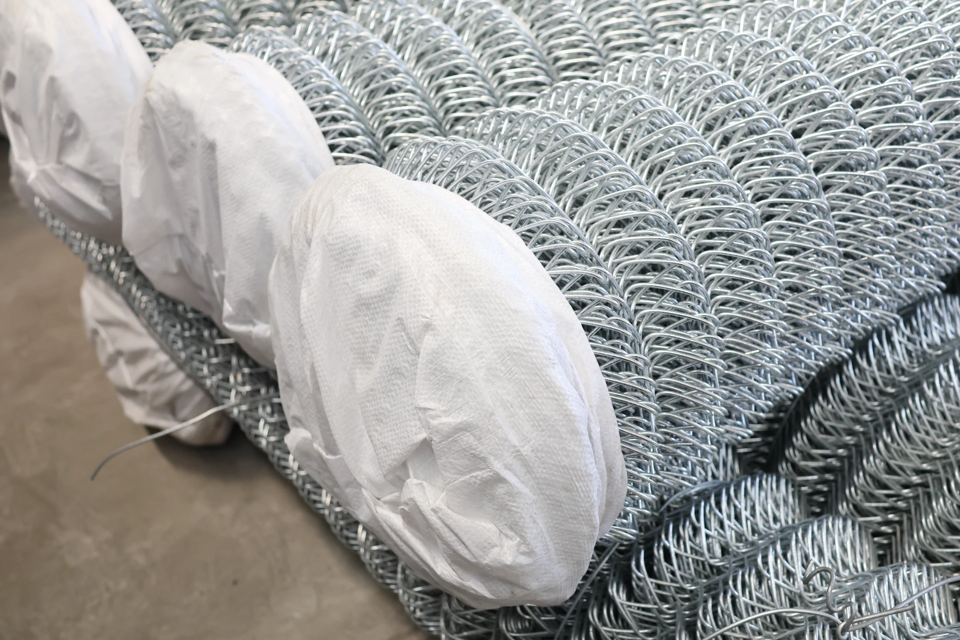 galvanized mesh fencing