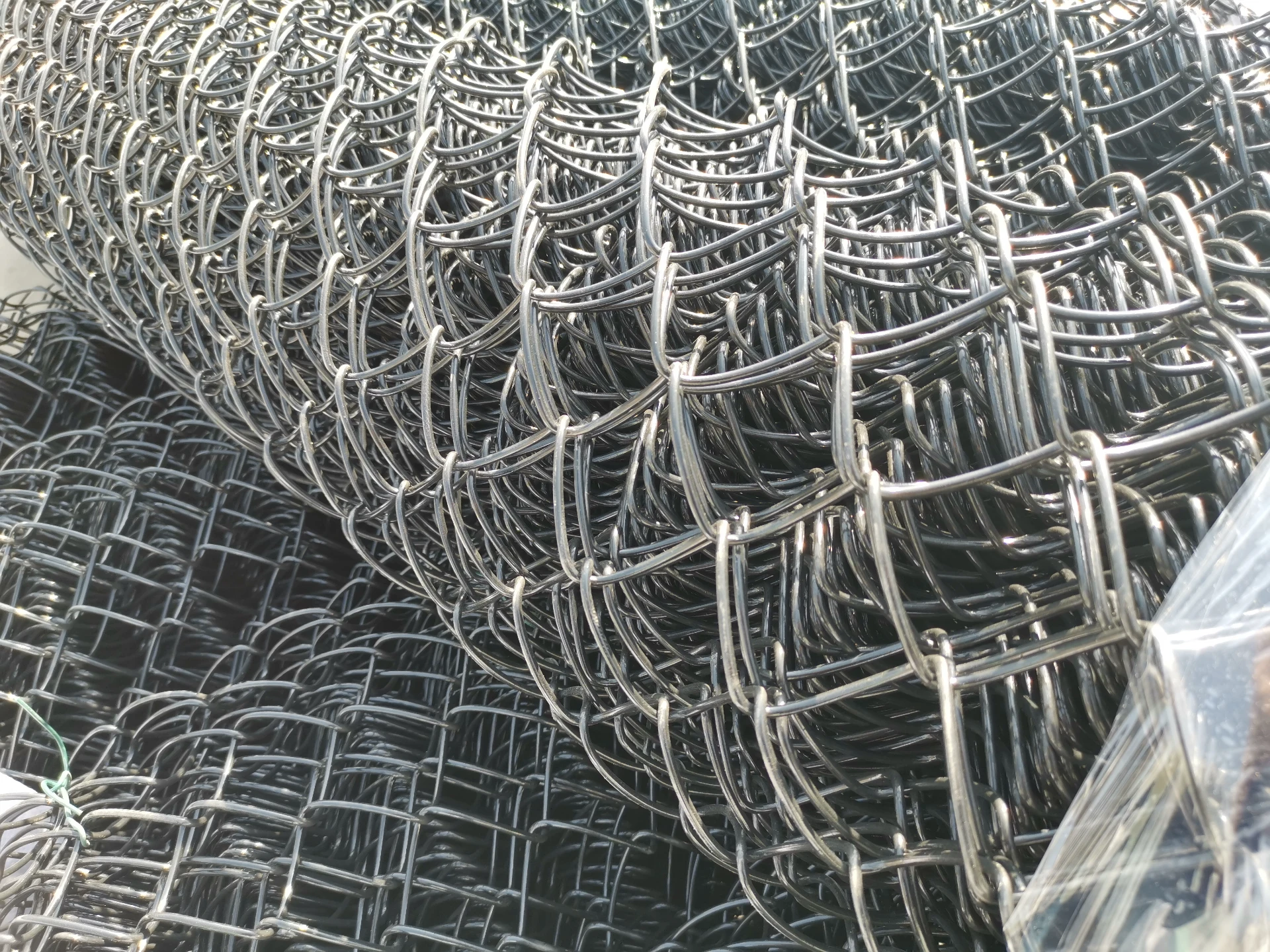 Characteristics and Advantages of Chain Link Fence