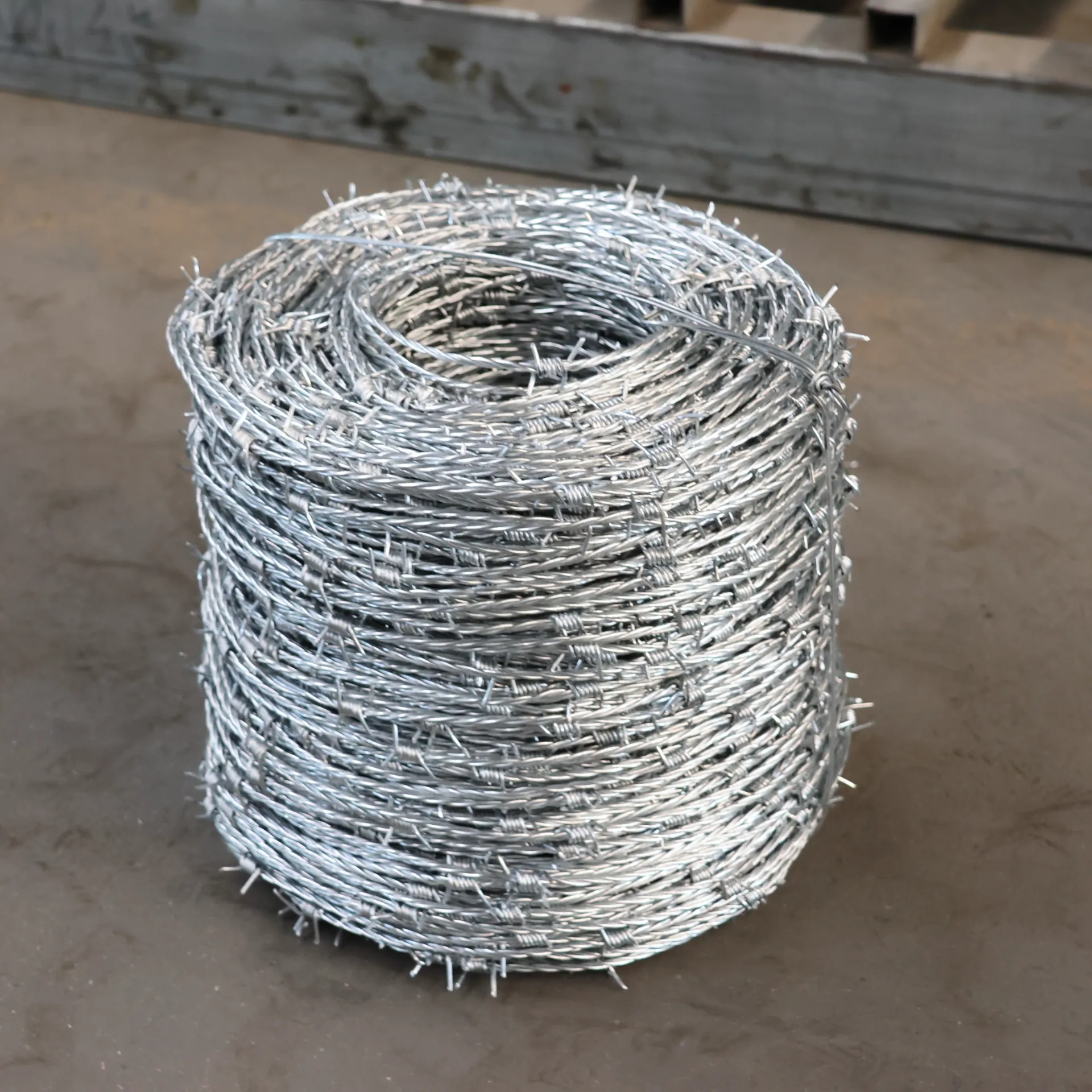 &lt;trp-post-container data-trp-post-id=&#039;15736&#039;&gt;Modern Barbed Wire Fence Designs for Perimeter Protection&lt;/trp-post-container&gt;